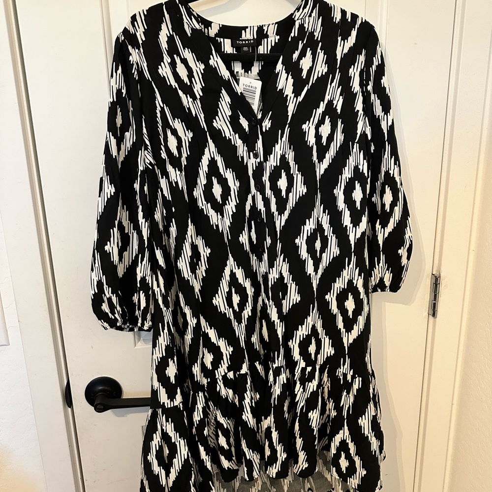 Torrid Black and White Patterned Dress